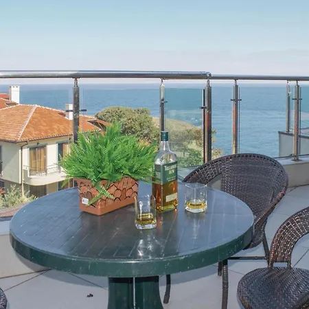 דירה Two-bedroom In Sinemorets סינמורץ