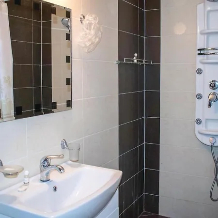Two-bedroom In Sinemorets
